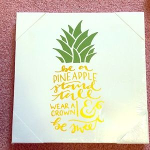NEW pineapple sign🍍